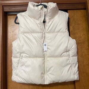 Old Navy Women's Cream Puffer Vest